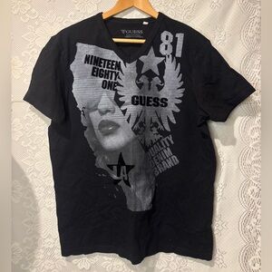 GUESS men’s graphic tee